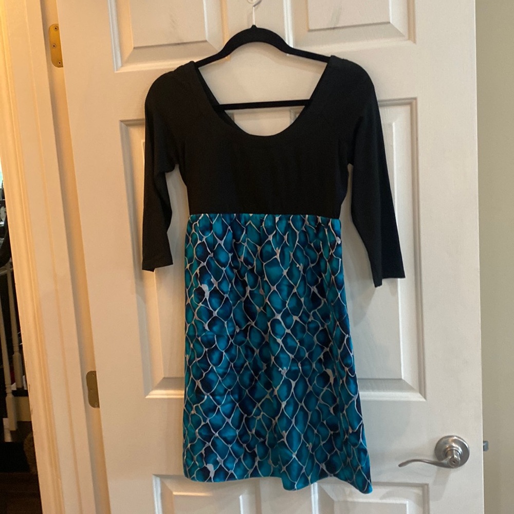 Alice & Trixie 100% Silk Black and Teal Patterned Empire Waist Dress